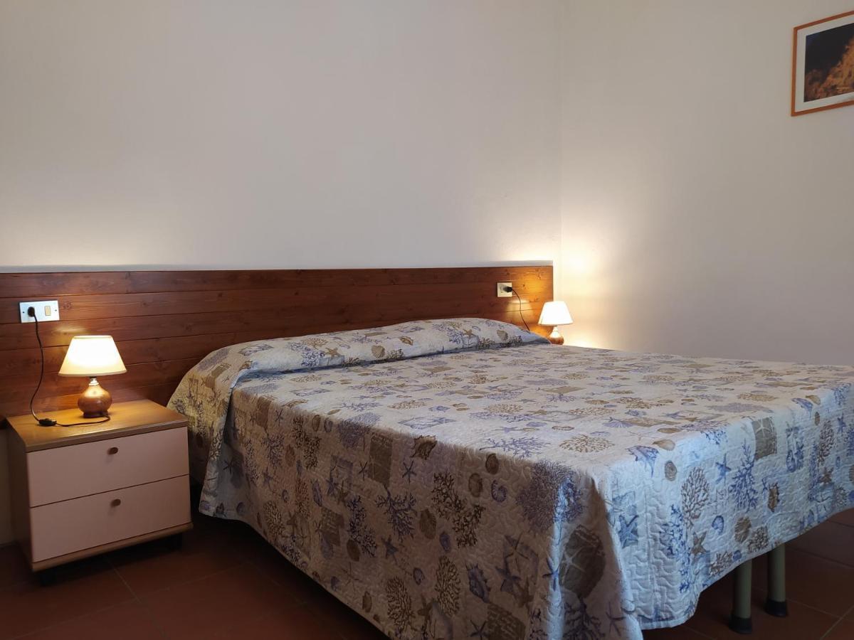 Appartamenti Gli Alberi Capoliveri  Eksteriør bilde